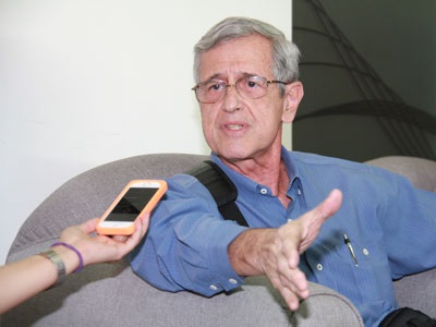General  Rocha Paiva ressalta que "intervenção militar jamais será uma medida legal"